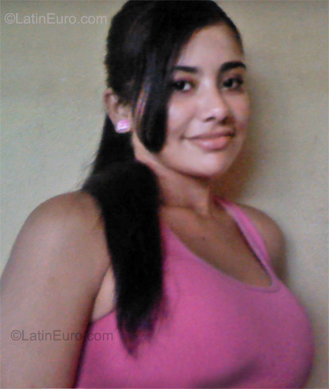 Date this georgeous Costa Rica girl Heidy from Cortes CR98