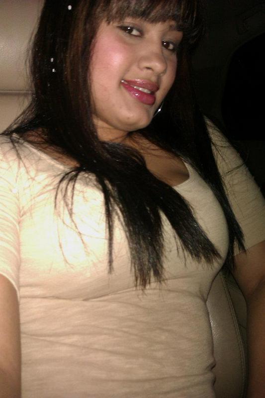 Date this voluptuous Dominican Republic girl Luciel from Republica Dominicana DO9563