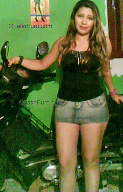 Date this charming Colombia girl Lady from Neiva CO8266