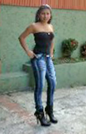 Date this charming Panama girl Yumilin from Panama PA174