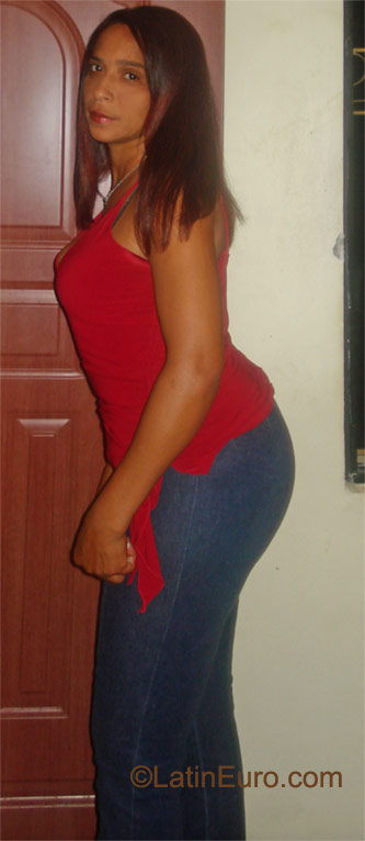 Date this delightful Dominican Republic girl Marisel from Santo Domingo DO9675