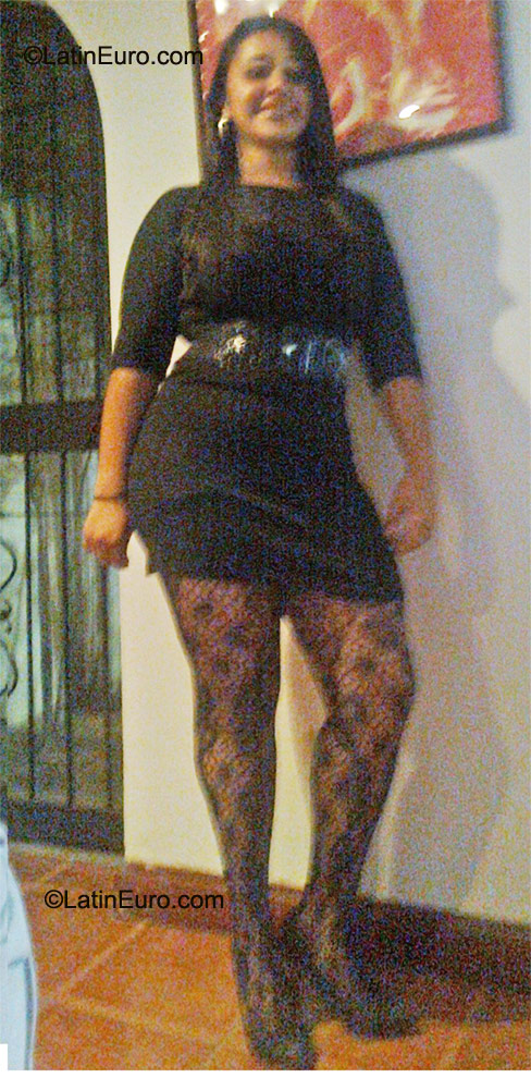 Date this attractive Costa Rica girl Loren from Heredia CR122