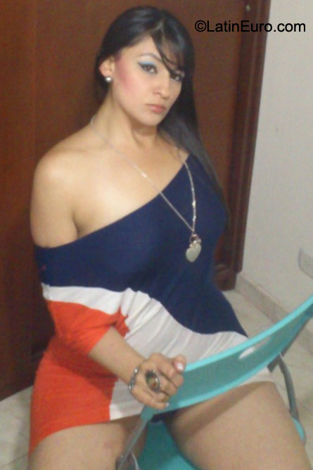 Date this tall Colombia girl Glenda viviana from Bogota CO8467