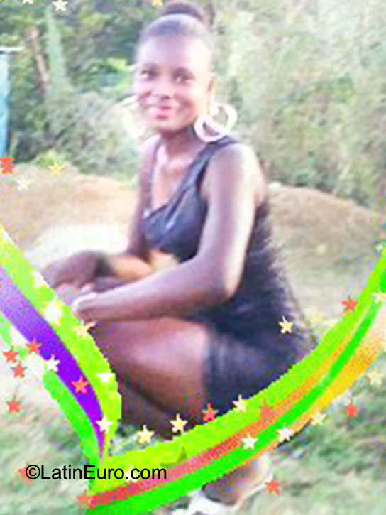 Date this good-looking Jamaica girl Anei from Montego Bay JM380