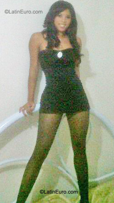 Date this young Dominican Republic girl Mayly from Santo Domingo DO9820