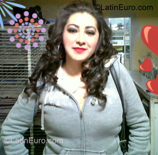 Date this foxy Mexico girl Zahamira from D.f MX528