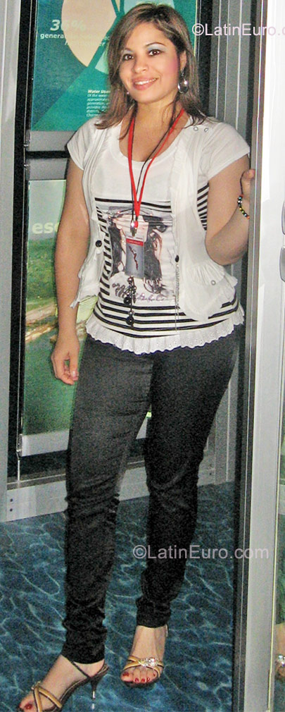 Date this charming Colombia girl Diana Patricia from Bucaramanga CO8708