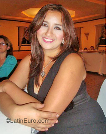 Date this sultry Honduras girl Pamela from San Pedro Sula HN504