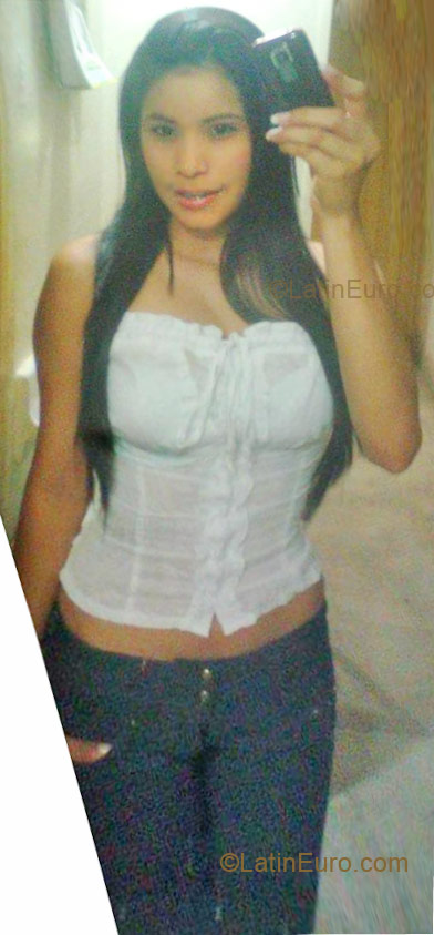 Date this pretty Colombia girl Katerine Yohana from Cucuta CO14148