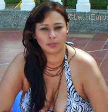 Date this athletic Colombia girl Diana from Medellin CO8826