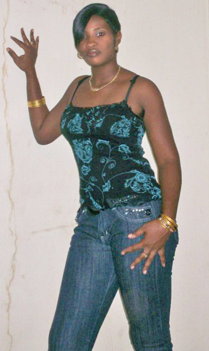 Date this fun Jamaica girl Shareffa from Kingston JM408