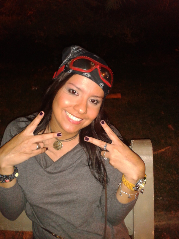 Date this happy Colombia girl Sue from Barranquilla CO9102