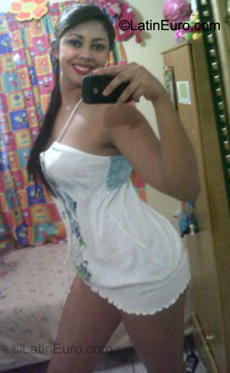 Date this stunning Honduras girl Valery from Francisco Morazan HN545