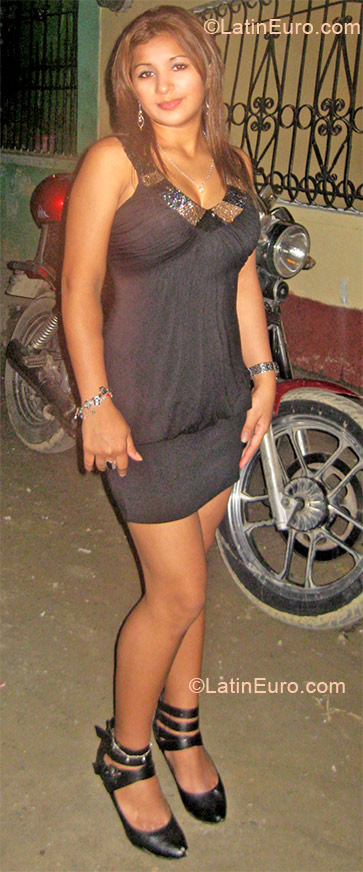 Date this lovely Honduras girl Yolanda from San Pedro Sula HN575