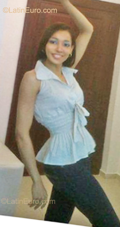 Date this funny Dominican Republic girl Mar from Santiago DO10365