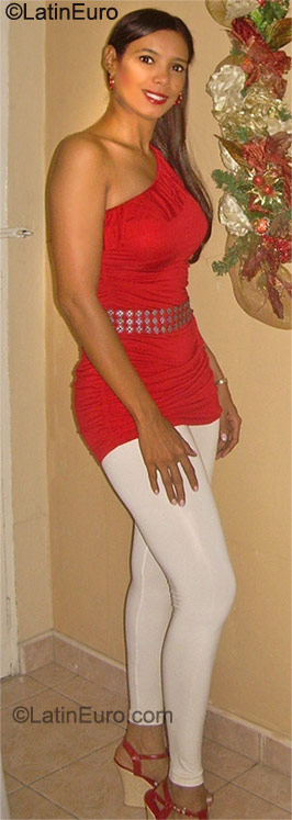 Date this tall Colombia girl Franchesca from Santa Marta CO9371