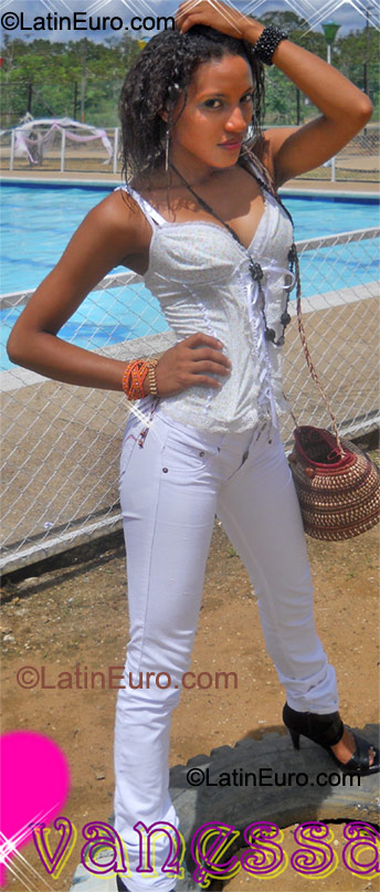 Date this tall Colombia girl  from Inirida CO9459