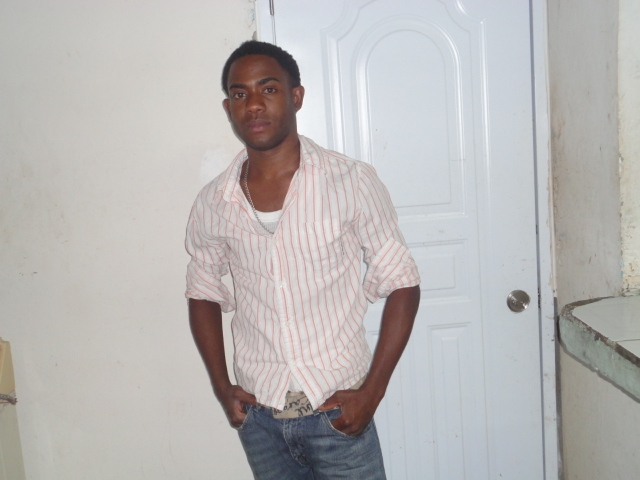 Date this beautiful United States man Yosuach from Santiago US12435