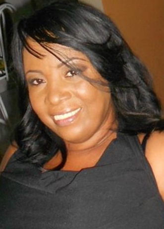 Date this young Brazil girl Cristina from Salvador BR6440