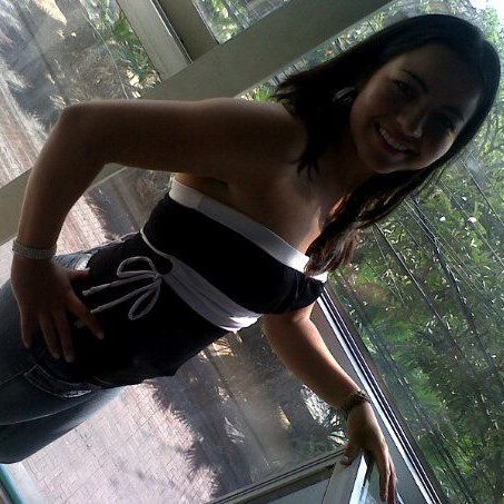 Date this happy Colombia girl Lauri07 from Bucaramanga CO9653