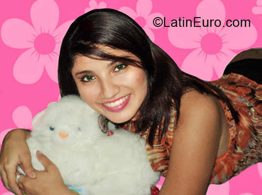 Date this young Nicaragua girl  from Managua NI107