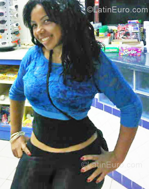 Date this cute Dominican Republic girl Anny from Santo Domingo DO12831