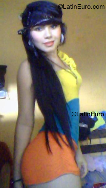 Date this voluptuous Colombia girl Bvelez from Villavicencio CO15967