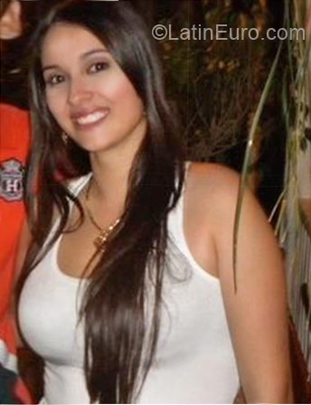 Date this nice looking Brazil girl Juliana from Campinas BR7702