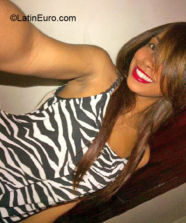 Date this passionate Dominican Republic girl Liliana from Puerto Plata DO11940