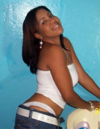 Date this happy Dominican Republic girl Maria from Santo Domingo DO10892
