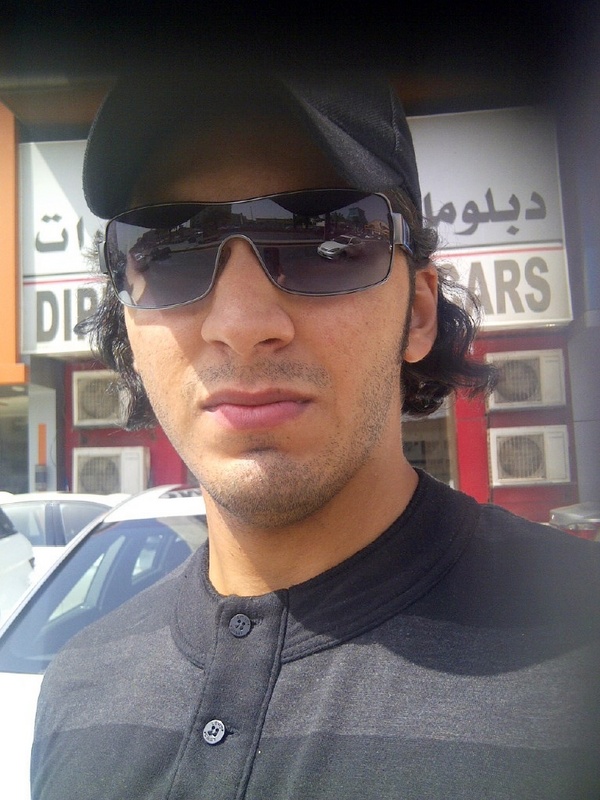 Date this good-looking Saudi Arabia man Mido from Jeddah SA14