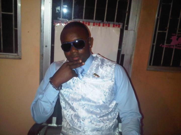 Date this happy United States man Deanion from Reading US12885