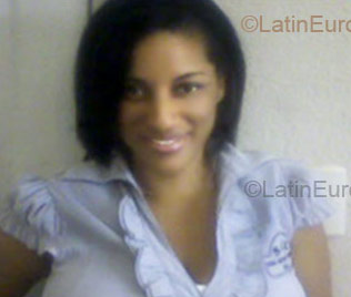 Date this beautiful Dominican Republic girl NEYDA from Santo Domingo DO11047