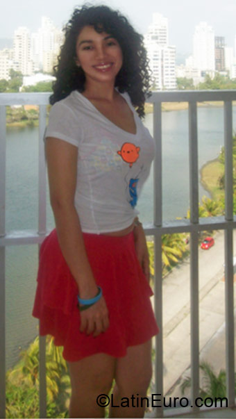 Date this hot Colombia girl Sara from Barranquilla CO10313