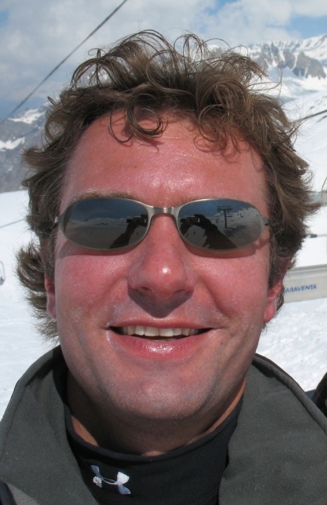 Date this hot Netherlands man Raul from Amsterdam NL199