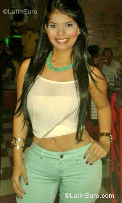 Date this pretty Colombia girl Nary from Barranquilla CO10583