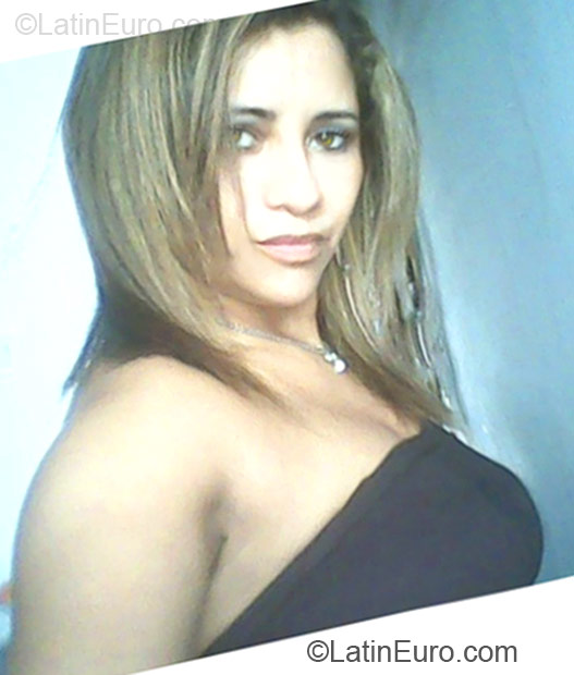 Date this good-looking Brazil girl Paula from Fortaleza BR6753