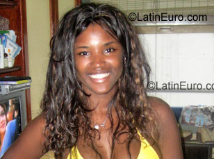 Date this fun Brazil girl Amanda from Rio De Janeiro BR6838