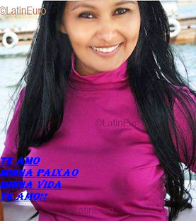 Date this good-looking Brazil girl Sheila from Brasilia BR11386