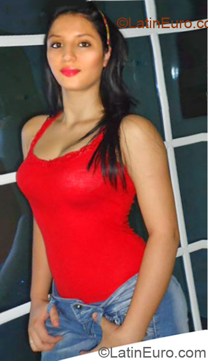 Date this hard body Colombia girl Diana marcela n from Cali Valle CO10779