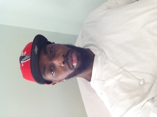 Date this hard body United States man Athletic82 from Atlanta US13472