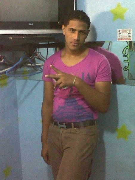 Date this lovely Dominican Republic man Ricardo from Santo Domingo DO12040