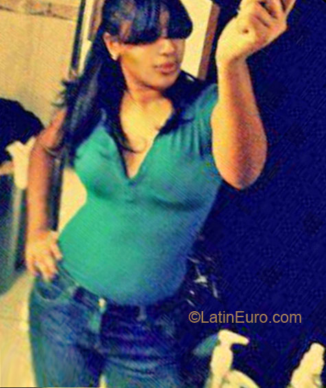 Date this funny Dominican Republic girl Jessica from Santo Domingo DO12140