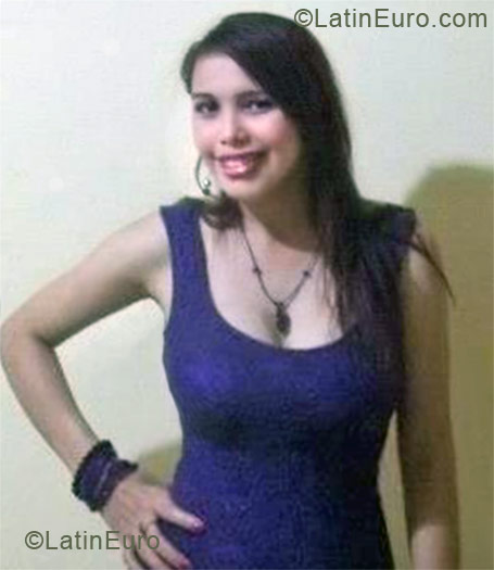 Date this charming Colombia girl Milena from Bogota CO11296