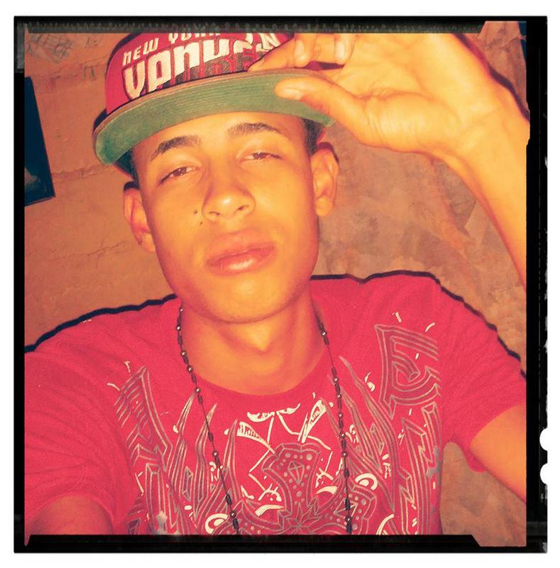 Date this young Dominican Republic man Kenly from Santiago DO12436