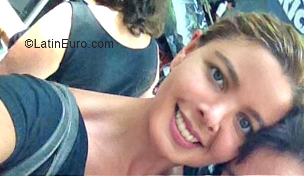 Date this hard body Costa Rica girl Marisol from San Jose CR245