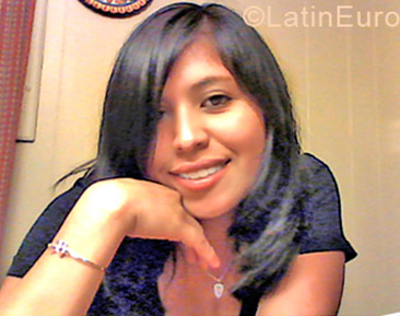 Date this voluptuous El Salvador girl Eugenia from San Salvador SV42