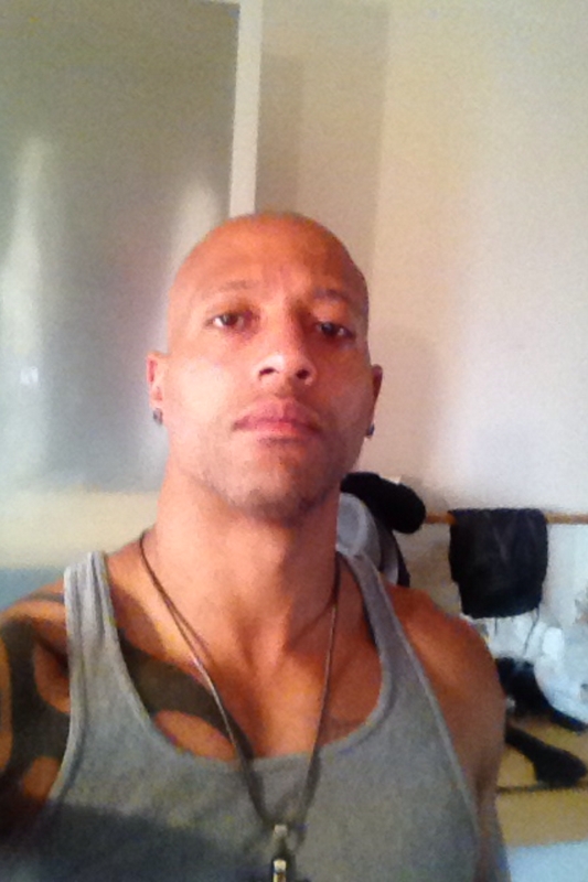 Date this sensual United States man Brandon from Baltimore US13655