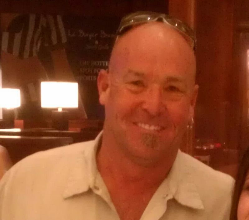 Date this exotic United States man Kelly from Anaheim US13667