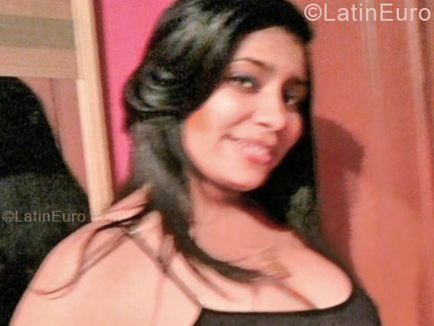 Date this hot Dominican Republic girl Mabel from Santo Domingo DO12841